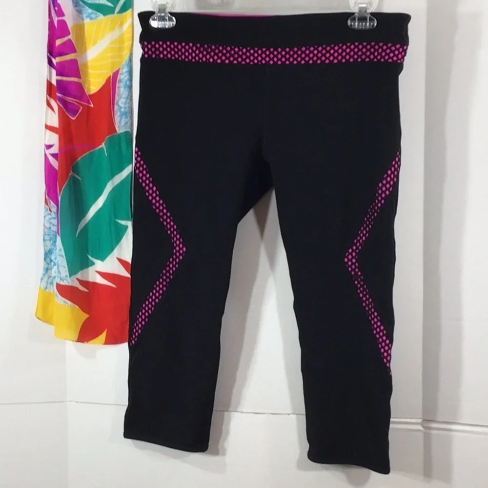 Lorna Jane LJ Black premium Capri leggings XL